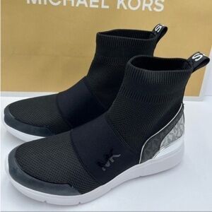 Michael Kors Black and White High-Top Sneakers Bots